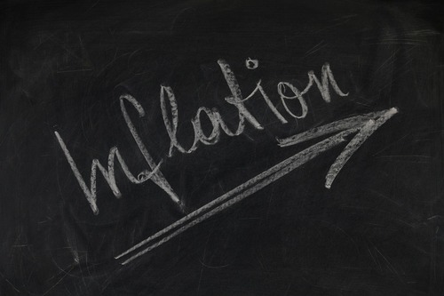 Kan politiker kontrollera inflationen?